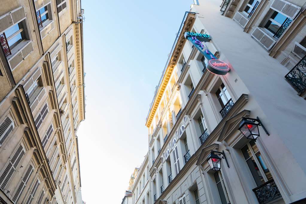 Hotel Grand Amour Paris Exterior photo